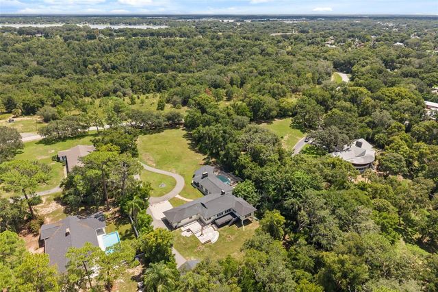 1602 COUNTRY CLUB ROAD, Eustis, FL 32726