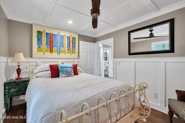 105 SE 37th Street, Oak Island, NC 28465