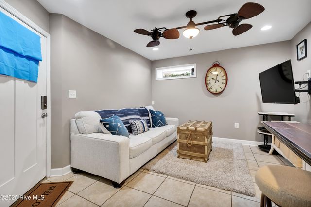 105 SE 37th Street, Oak Island, NC 28465