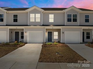 138 S Bell Avenue, Albemarle, NC 28001