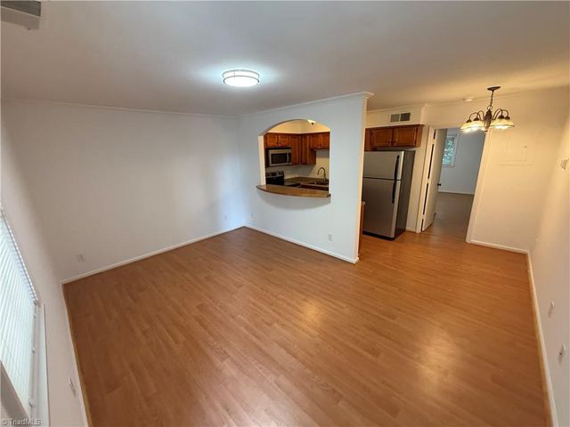 1310 Brookstown Avenue 8, Winston-salem, NC 27101