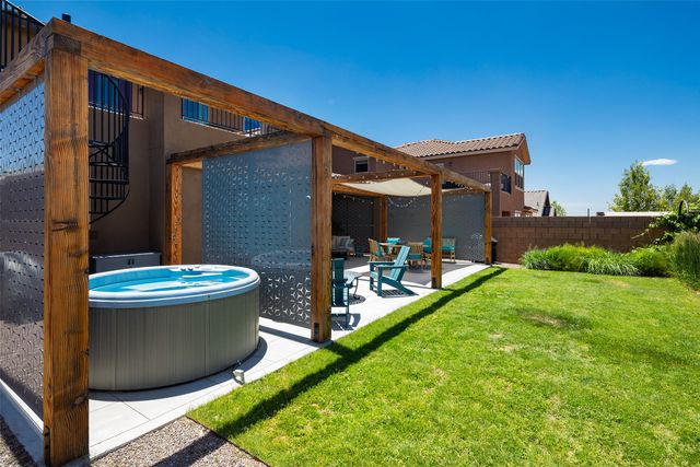 4141 Las Brisas, Santa Fe, NM 87507