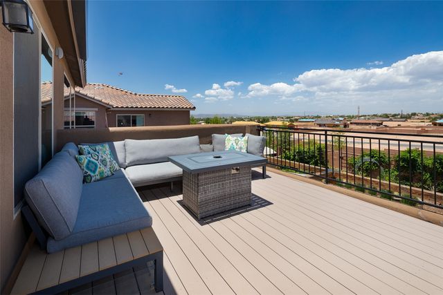 4141 Las Brisas, Santa Fe, NM 87507