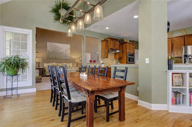 1366 Tamarack Lakes Drive, Powder Springs, GA 30127