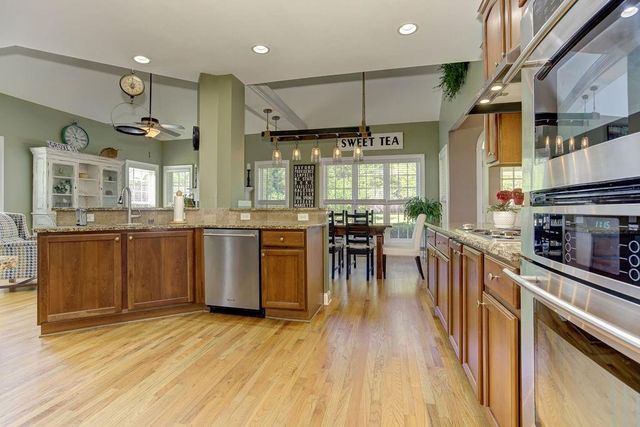 1366 Tamarack Lakes Drive, Powder Springs, GA 30127