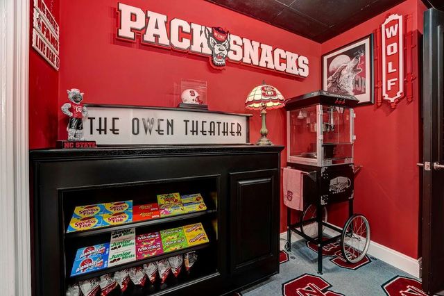 1366 Tamarack Lakes Drive, Powder Springs, GA 30127