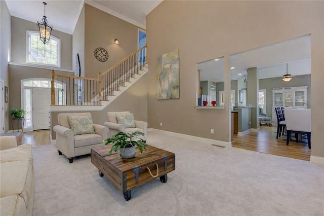 1366 Tamarack Lakes Drive, Powder Springs, GA 30127