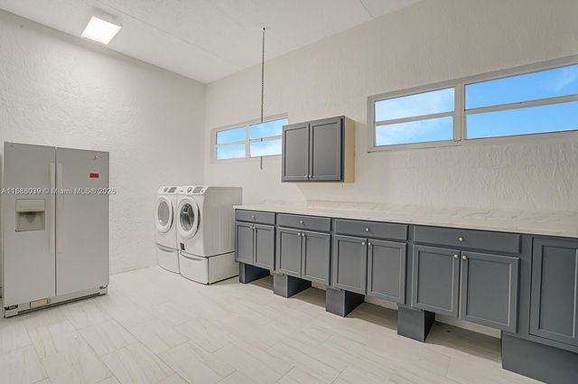 14390 Palm Beach Point Blvd, Wellington, FL 33414