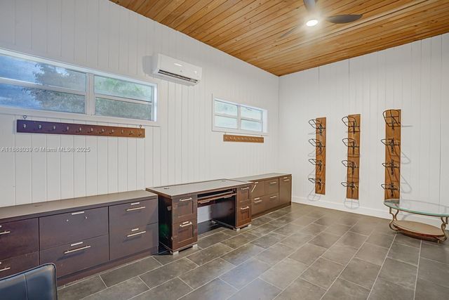 14390 Palm Beach Point Blvd, Wellington, FL 33414