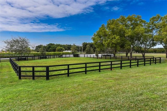 14390 Palm Beach Point Blvd, Wellington, FL 33414