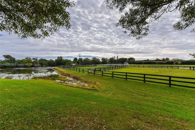 14390 Palm Beach Point Blvd, Wellington, FL 33414