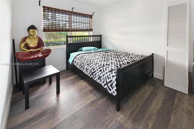 14390 Palm Beach Point Blvd, Wellington, FL 33414