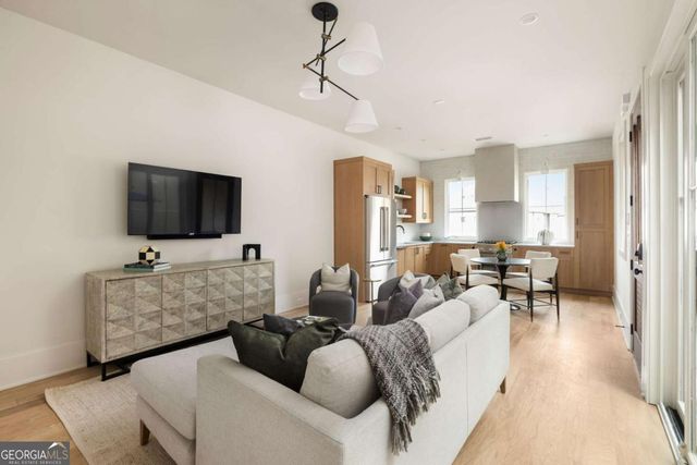 1188 Lupo Loop, Chattahoochee Hills, GA 30268