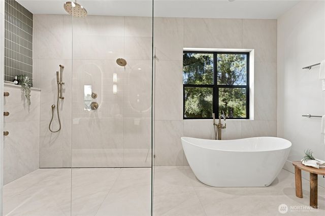 17218 & 17220 NE Woodinville Duvall Road, Woodinville, WA 98072