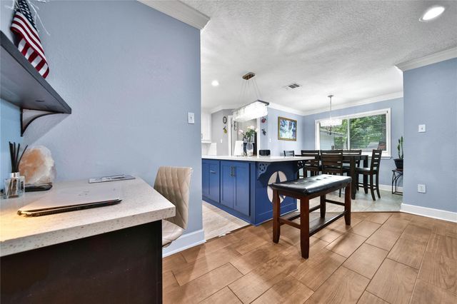 2668 S Woodloch Street, Woodloch, TX 77385
