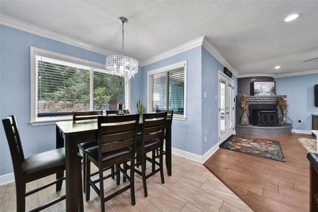 2668 S Woodloch Street, Woodloch, TX 77385