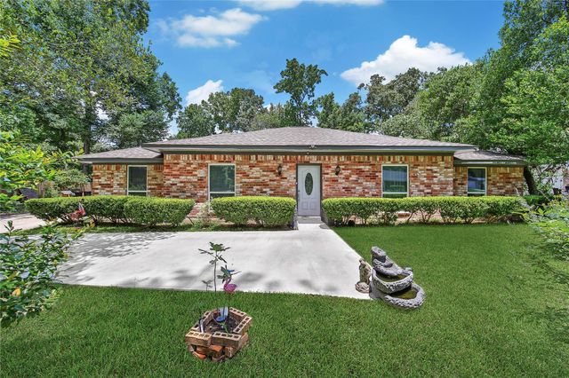2668 S Woodloch Street, Woodloch, TX 77385