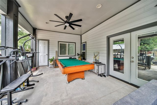 2668 S Woodloch Street, Woodloch, TX 77385