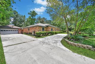 2668 S Woodloch Street, Woodloch, TX 77385