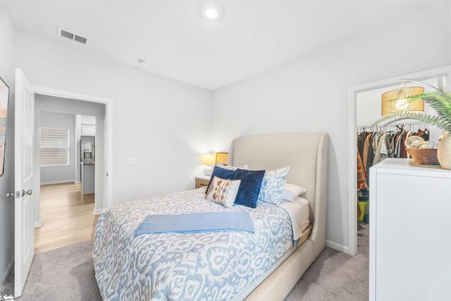2061 Mayfair Mill Avenue, Spartanburg, SC 29301