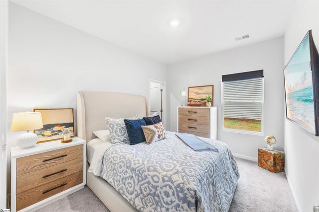 2061 Mayfair Mill Avenue, Spartanburg, SC 29301