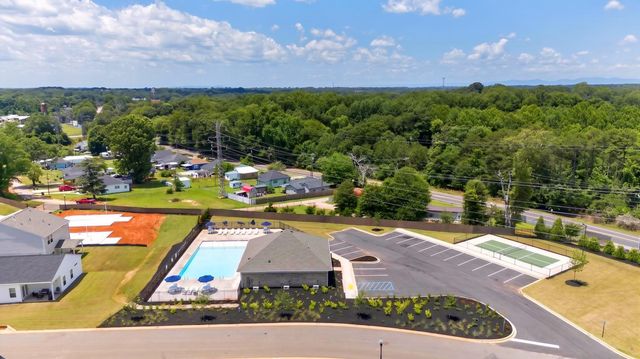 2061 Mayfair Mill Avenue, Spartanburg, SC 29301