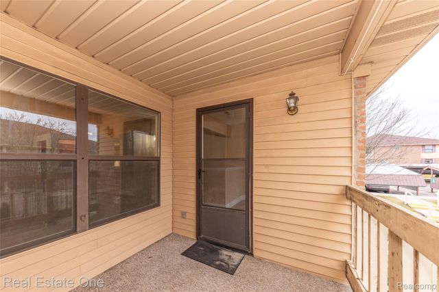 61186 Greenwood Drive 36, South Lyon, MI 48178