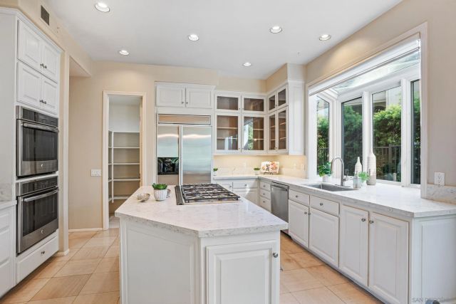 7132 Tern Place, Carlsbad, CA 92011