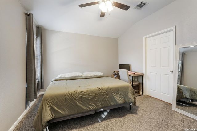 6719 Dragon CRK, San Antonio, TX 78242