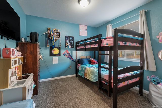 6719 Dragon CRK, San Antonio, TX 78242