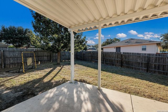 6719 Dragon CRK, San Antonio, TX 78242