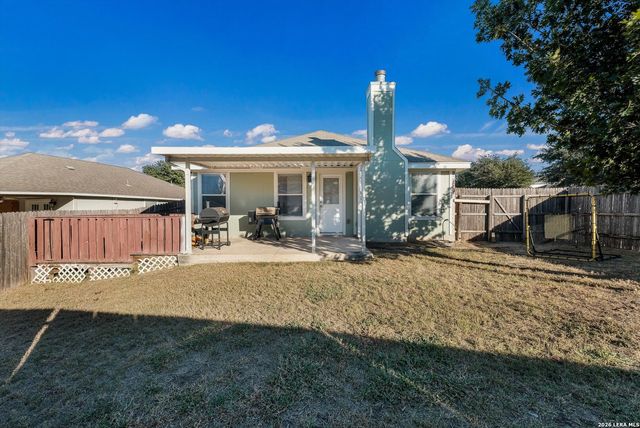 6719 Dragon CRK, San Antonio, TX 78242