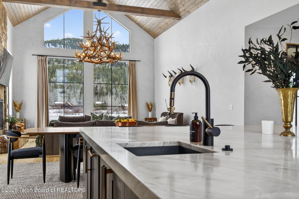 64 RAMMELL Road, Victor, ID 83455 photo 7