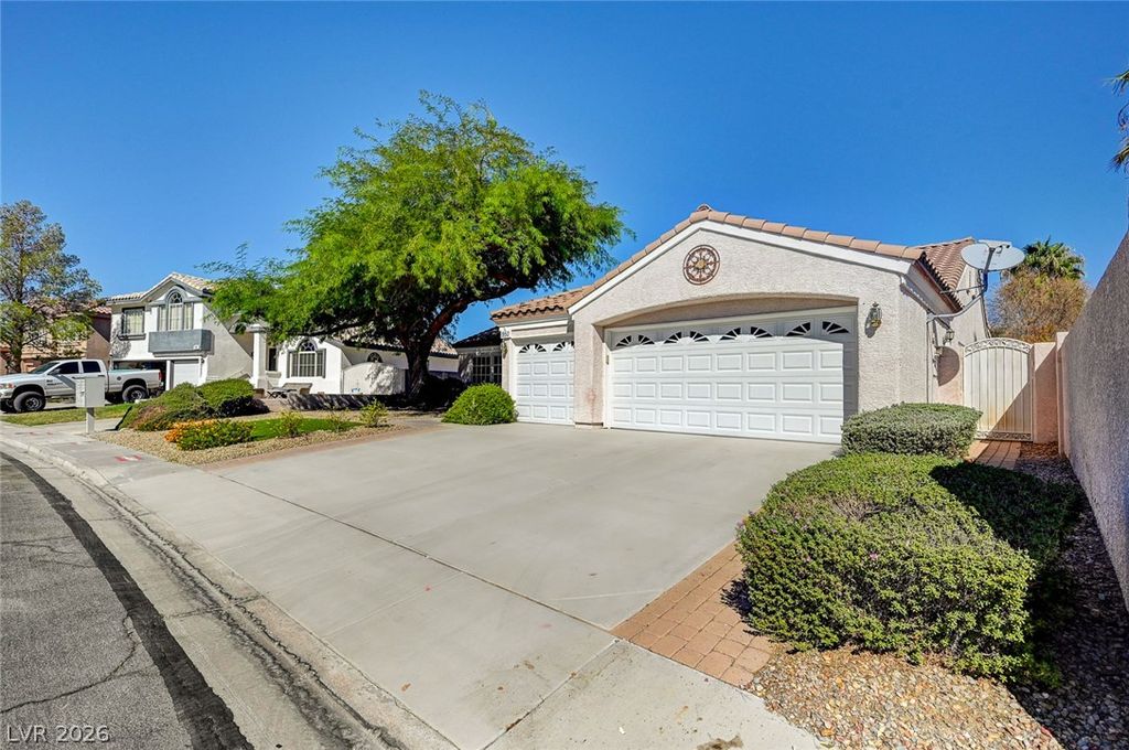 950 Denberry Way, Las Vegas, NV 89123 — photo 4
