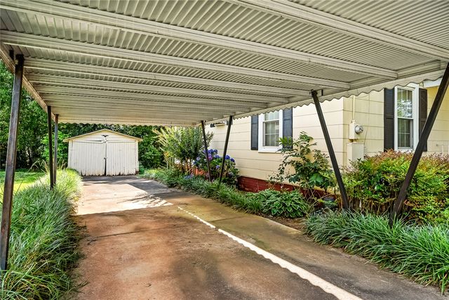 304 S 6th Street, Easley, SC 29640