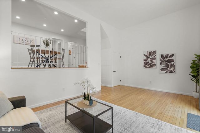 11854 SAINT TRINIANS CT, Reston, VA 20191