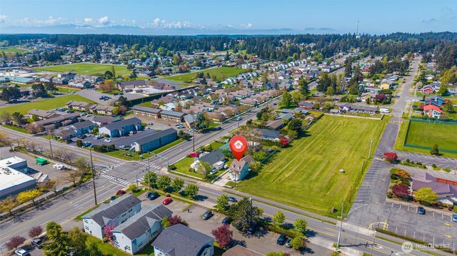 45 N Oak Harbor Street, Oak Harbor, WA 98277