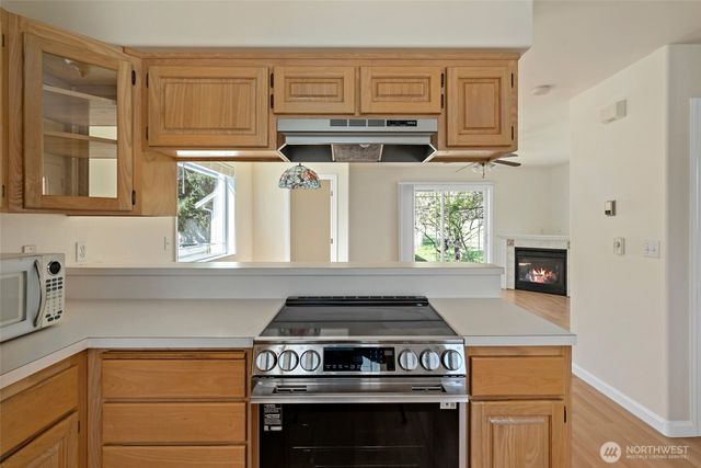45 N Oak Harbor Street, Oak Harbor, WA 98277