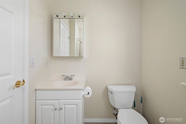 45 N Oak Harbor Street, Oak Harbor, WA 98277