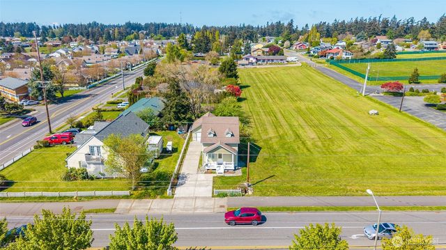 45 N Oak Harbor Street, Oak Harbor, WA 98277