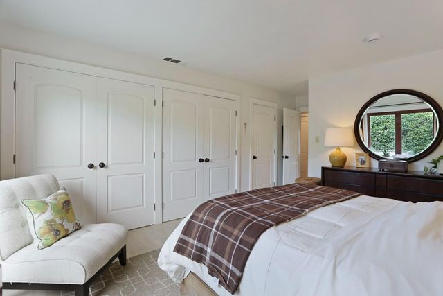 3663 Five Mile Dr, Stockton, CA 95219