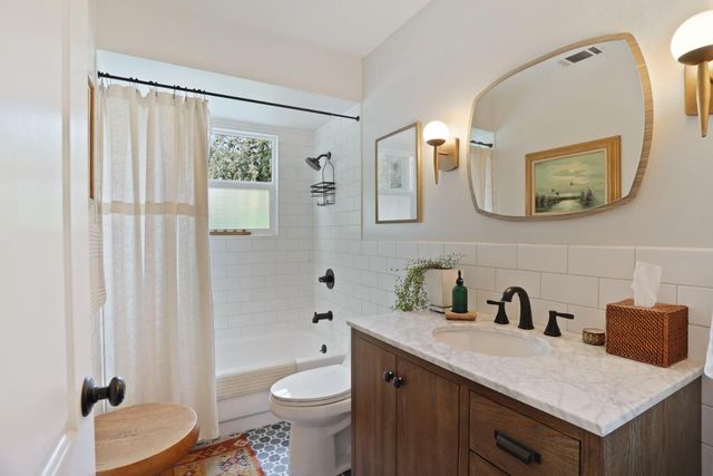 3663 Five Mile Dr, Stockton, CA 95219