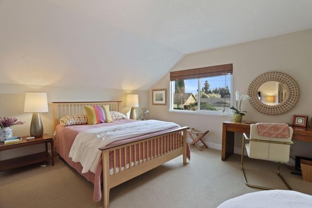 3663 Five Mile Dr, Stockton, CA 95219