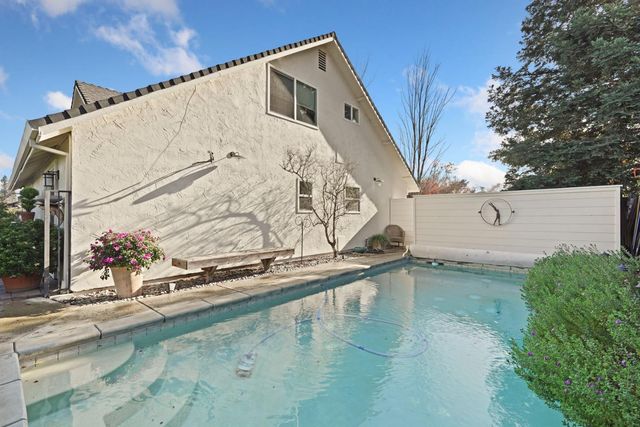 3663 Five Mile Dr, Stockton, CA 95219