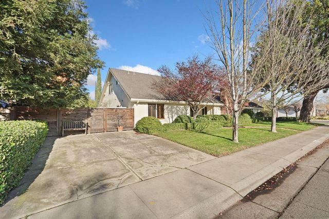 3663 Five Mile Dr, Stockton, CA 95219