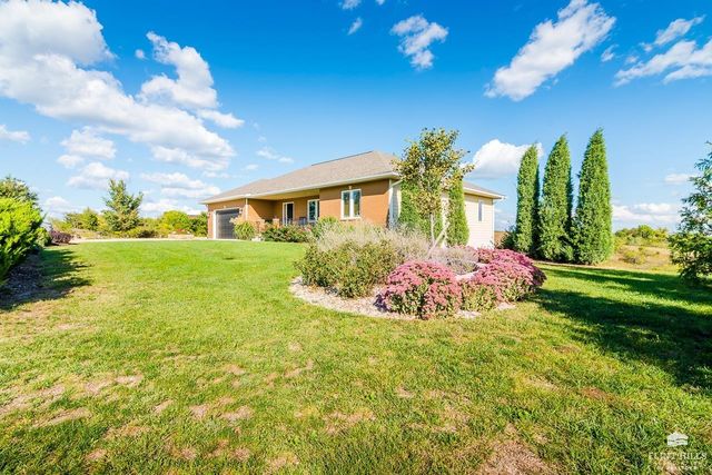 5760 Pheasant Ridge Road, Manhattan, KS 66502