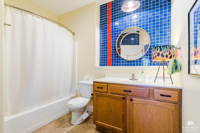 5760 Pheasant Ridge Road, Manhattan, KS 66502