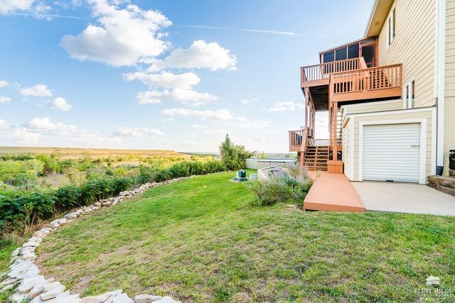 5760 Pheasant Ridge Road, Manhattan, KS 66502
