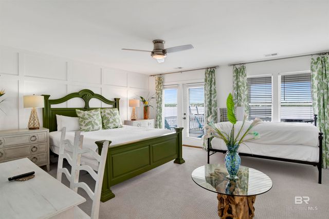 2136 W Beach Boulevard, Gulf Shores, AL 36542