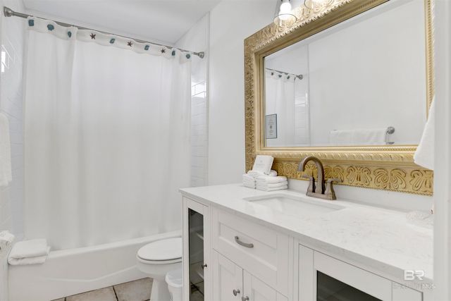 2136 W Beach Boulevard, Gulf Shores, AL 36542